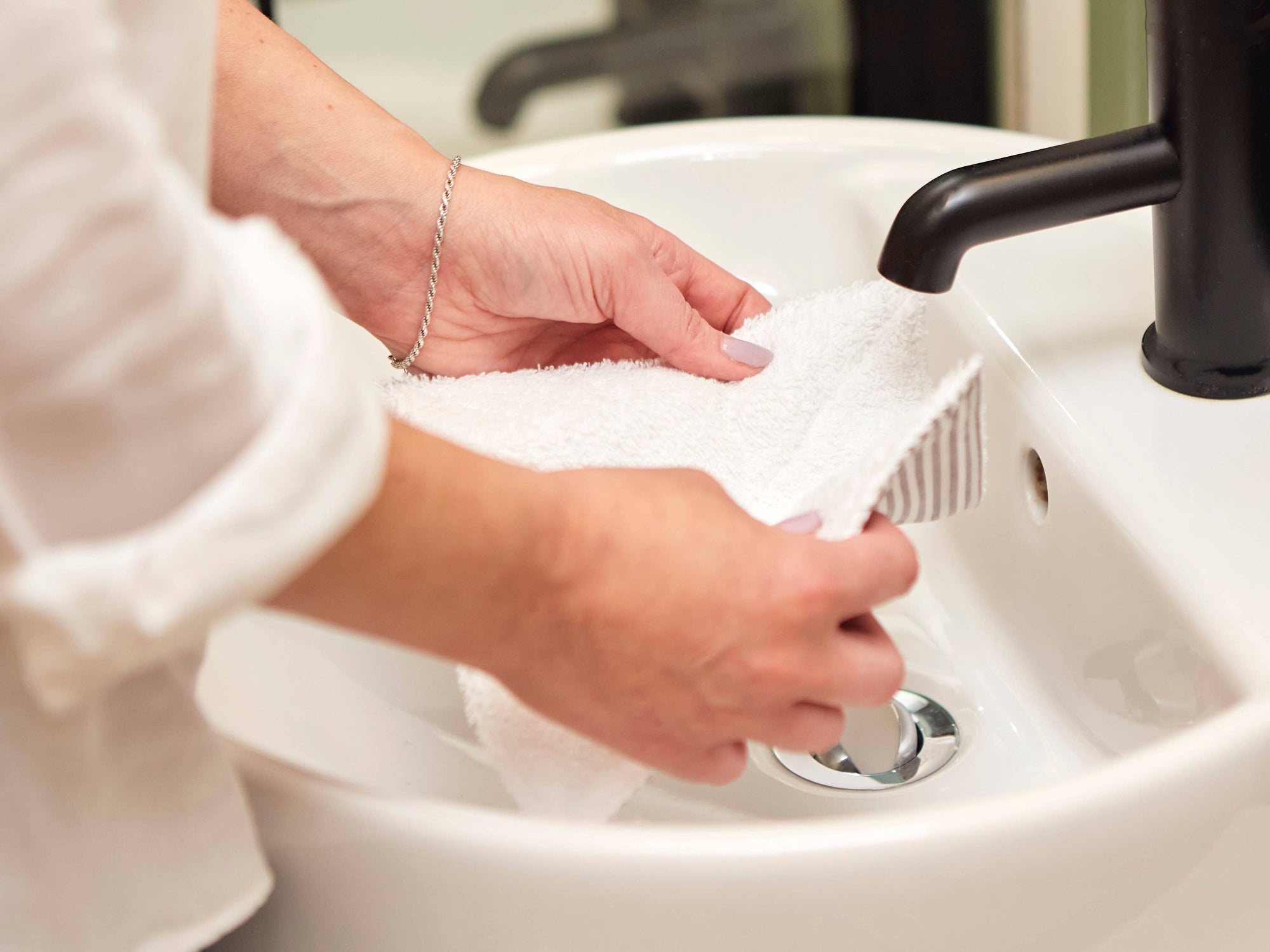 Reusable Dark Leaf Face Cloths